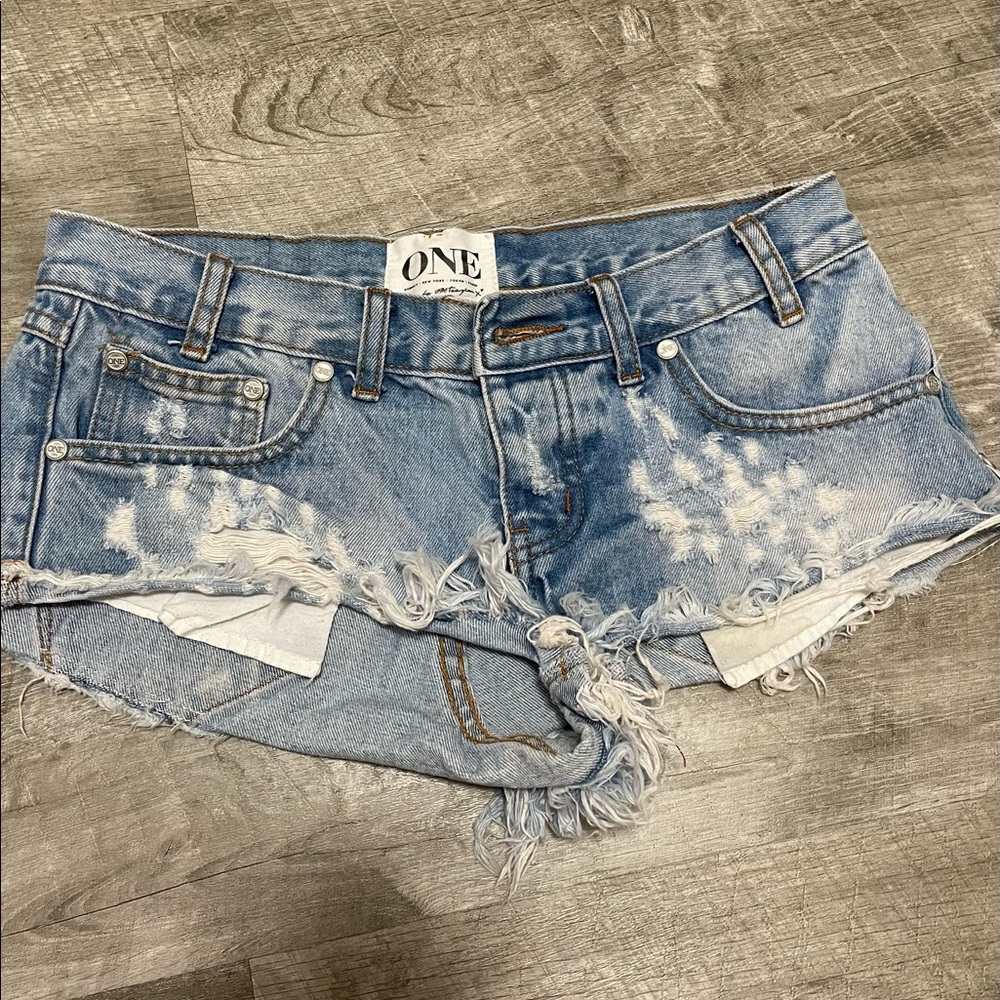 One Teaspoon Trash Whores Distressed Denim Short - size 25